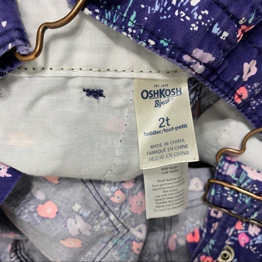 Oshkosh B’gosh Floral Shortalls Shorts Bib Overalls Purple Pink 3T Toddler Girls - Picture 4 of 4